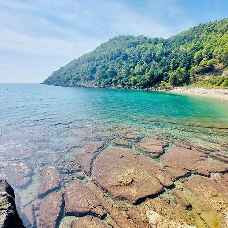 Minturnae Hotel Скаури Экстерьер фото