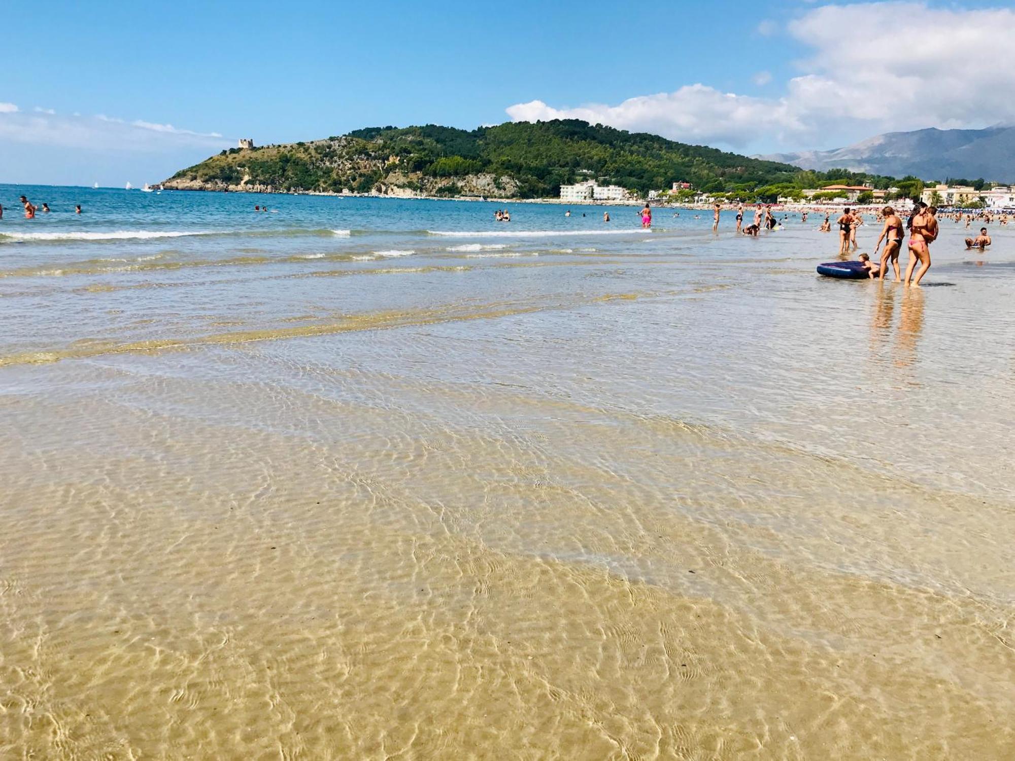 Minturnae Hotel Скаури Экстерьер фото