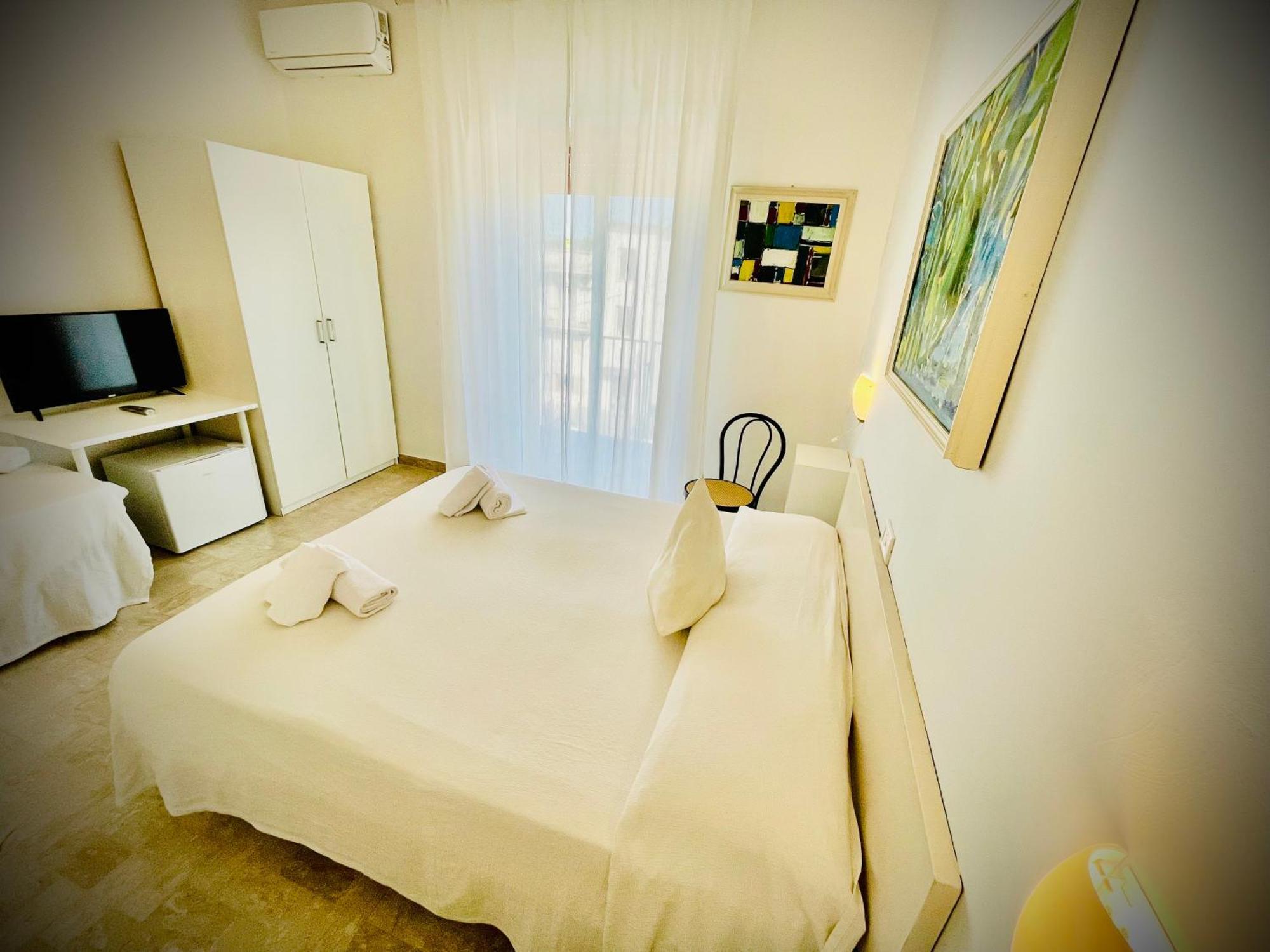 Minturnae Hotel Скаури Экстерьер фото