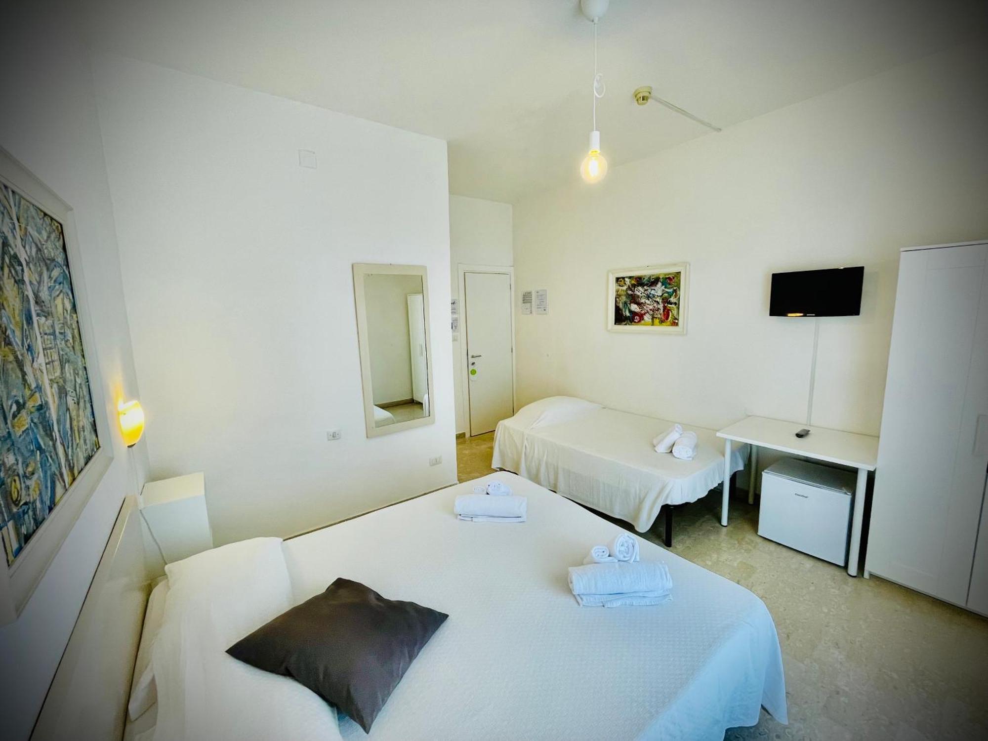 Minturnae Hotel Скаури Экстерьер фото