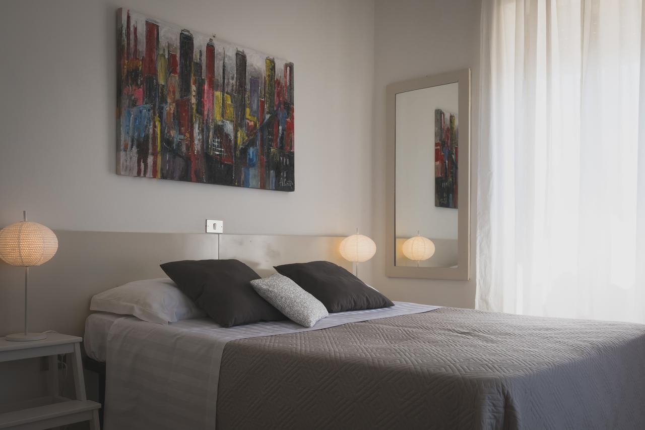 Minturnae Hotel Скаури Экстерьер фото