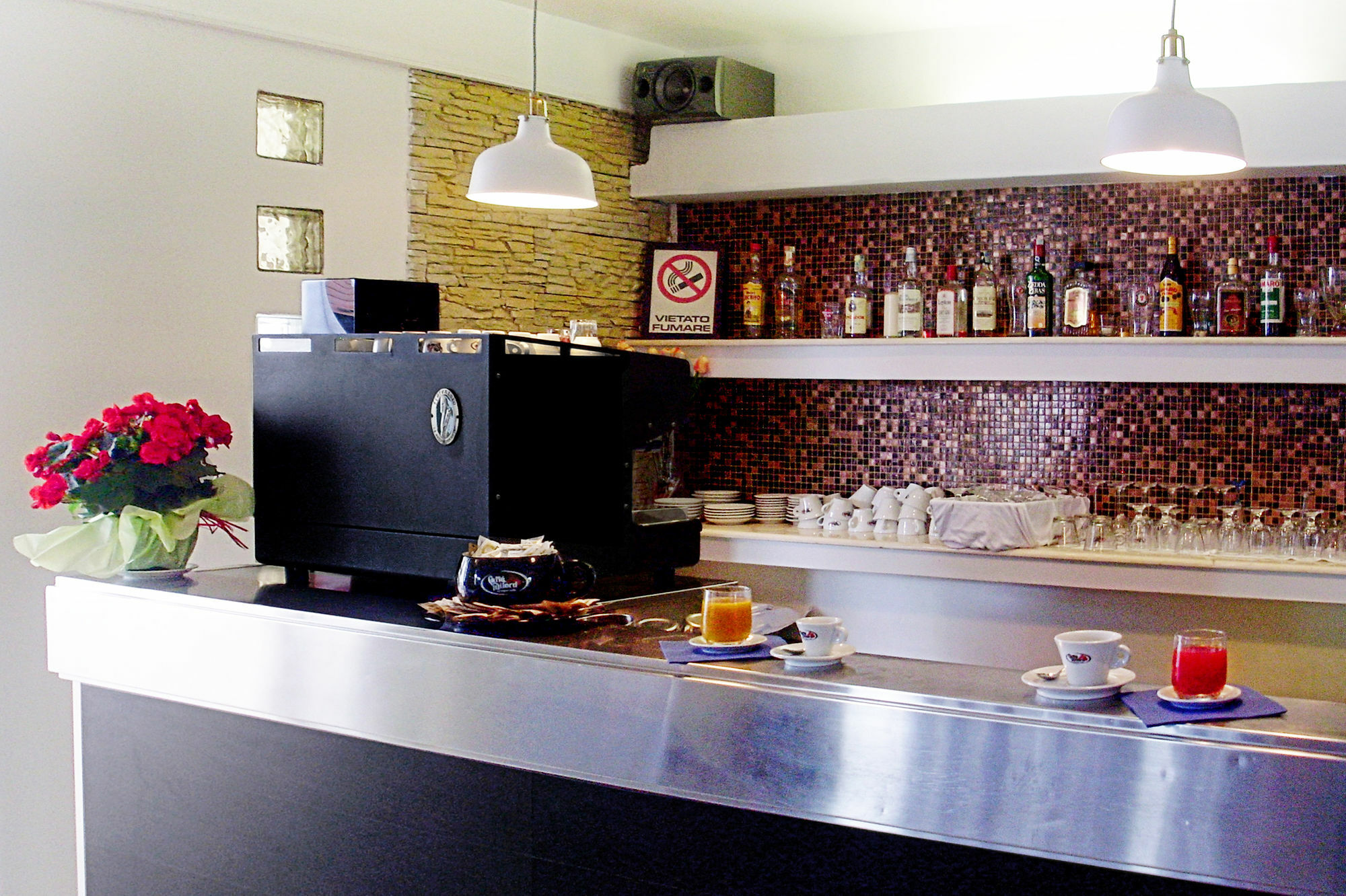Minturnae Hotel Скаури Экстерьер фото