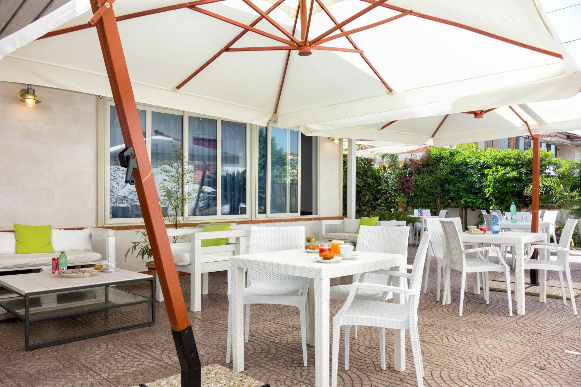 Minturnae Hotel Скаури Экстерьер фото
